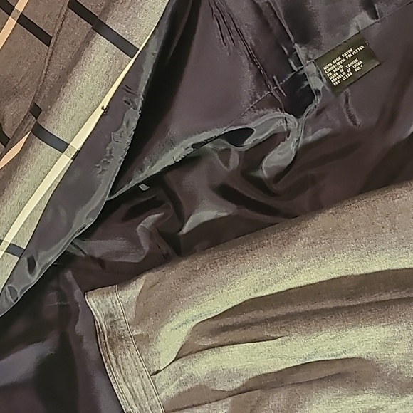 Preston York Suit - Picture 4 of 4